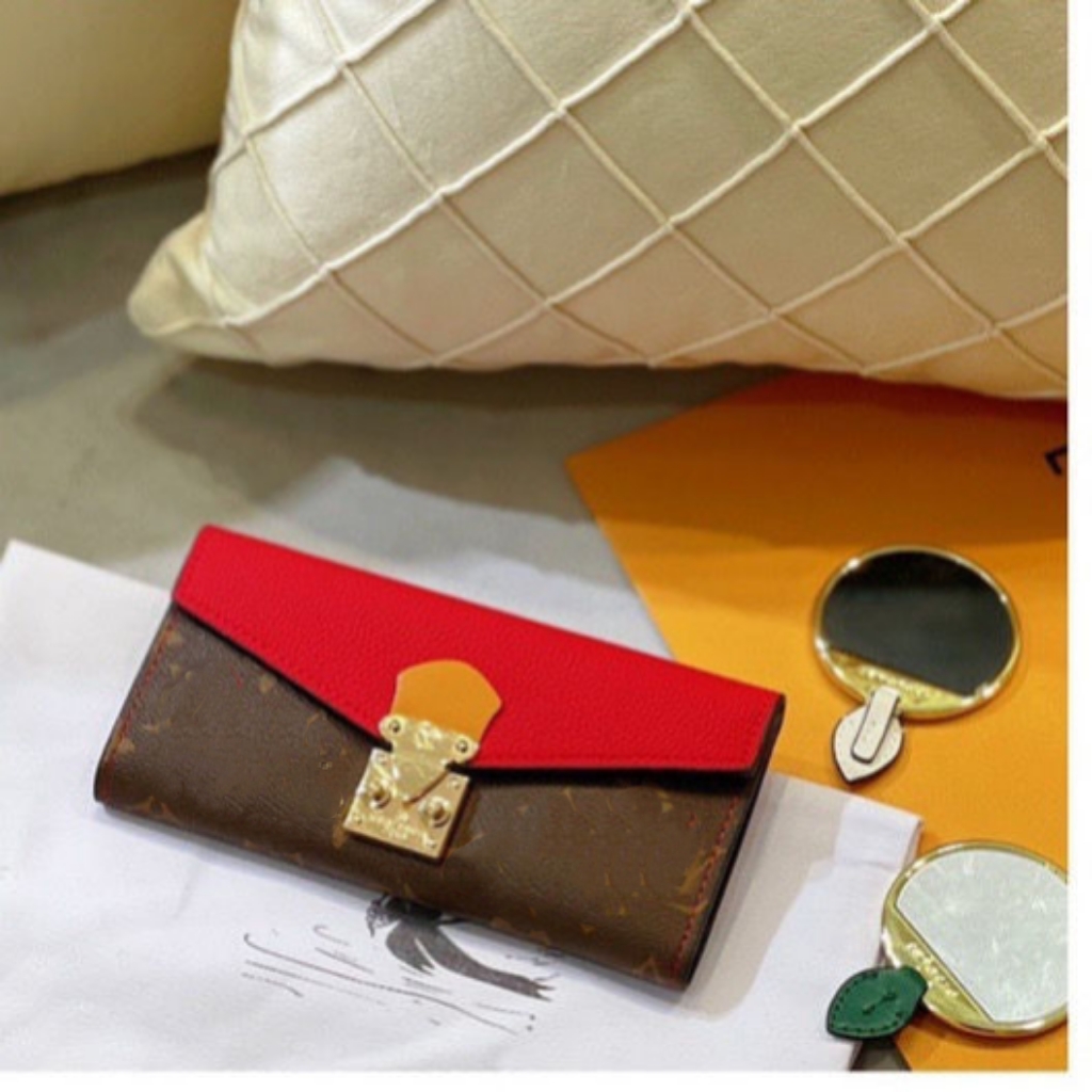 French Paris Letter Women Wallet Classic Metal Buckle Female Clutch Bags Embossed Leather Denim Coin Purses Brand Female Multi-Card Large-capacity Storage Wallets
French Paris Letter Women Wallet Classic Metal Buckle Female Clutch Bags Embossed Leather Denim Coin Purses Brand Female Multi-Card Large-capacity Storage Wallets