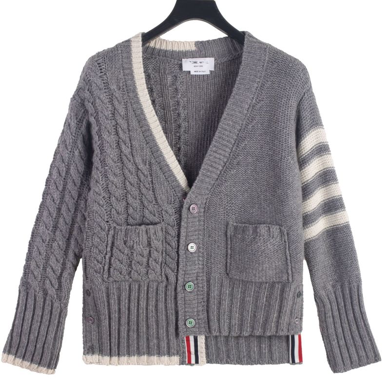 Cardigan Jacket Men's And Women's Clothing Spring And Autumn Long-sleeved Youth Cardigan V-neck Loose Sweater Knitted Sweater CX220419, Gray
Cardigan Jacket Men's And Women's Clothing Spring And Autumn Long-sleeved Youth Cardigan V-neck Loose Sweater Knitted Sweater CX220419, Gray