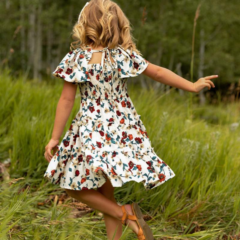 Girl's Dresses Floral Vintage Girls Princess Dress For Summer Elegant Birthday Clothes Wedding Party Smocked Short Sleeve Casual CostumeGirl, Flower6
Girl's Dresses Floral Vintage Girls Princess Dress For Summer Elegant Birthday Clothes Wedding Party Smocked Short Sleeve Casual CostumeGirl, Flower6