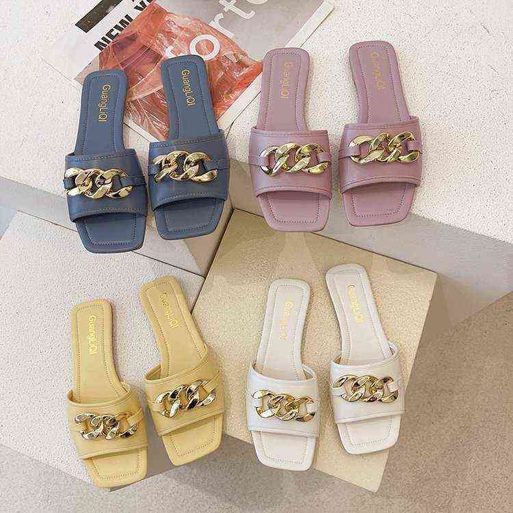 Net Red Metal Chain Square Head Flat Bottom One-sided Sandals Women Wear Soft Lazy Beach Shoes Outside in Summer, White
Net Red Metal Chain Square Head Flat Bottom One-sided Sandals Women Wear Soft Lazy Beach Shoes Outside in Summer, White