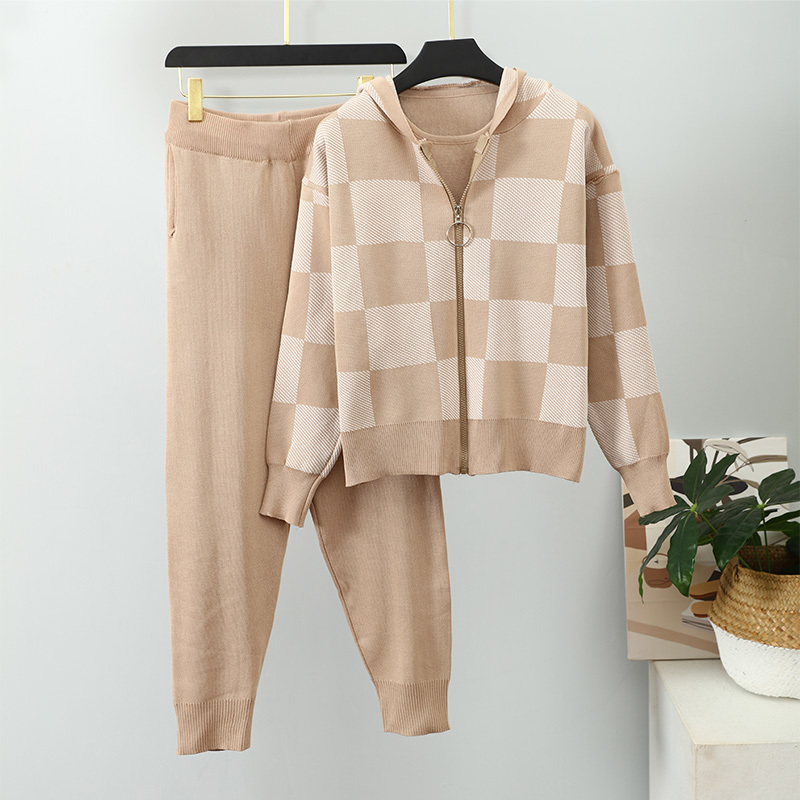 Casual Women Knitted Three Piece Sets Hooded Plaid Zipper Top And Cropped Vest Pencil Pant Suits Autumn Streetwear Trackuits 220315