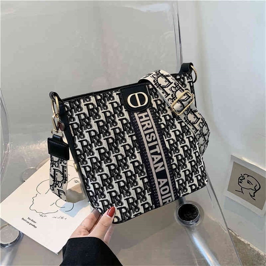 85% off shops Small net red fashion versatile messenger wide belt popular single trend 2ap, Gray
85% off shops Small net red fashion versatile messenger wide belt popular single trend 2ap, Gray