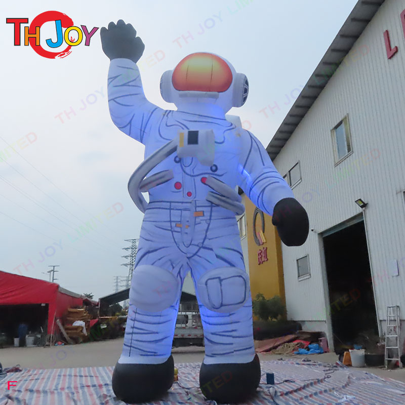 6m 20ft tall outdoor games LED lighting giant inflatable astronaut balloon
