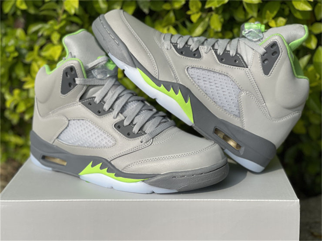 Release Authentic 5 Green Bean Basketball Shoes Silver Flint Grey sneakers 3M reflective 5S Easter Concord Retro Men Women Athletic Sports shoes With Box, Customize
Release Authentic 5 Green Bean Basketball Shoes Silver Flint Grey sneakers 3M reflective 5S Easter Concord Retro Men Women Athletic Sports shoes With Box, Customize