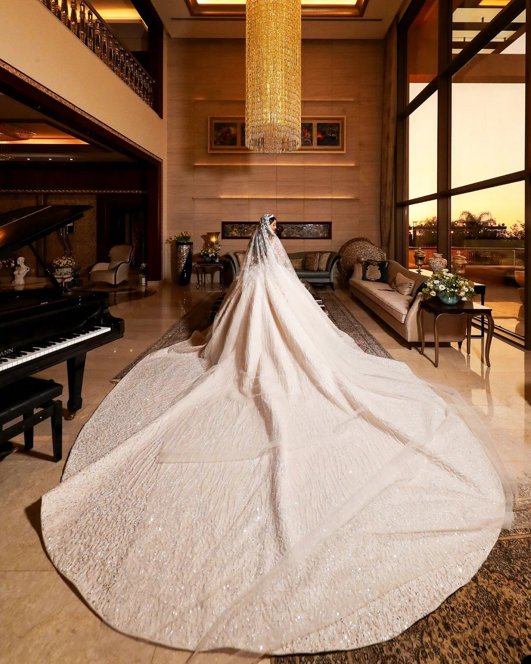 Princess Ball Gown Wedding Dresses 2022 V Neck Long Sleeves Vestido Casamento Sequins Appliqus Beaded Bride Gowns