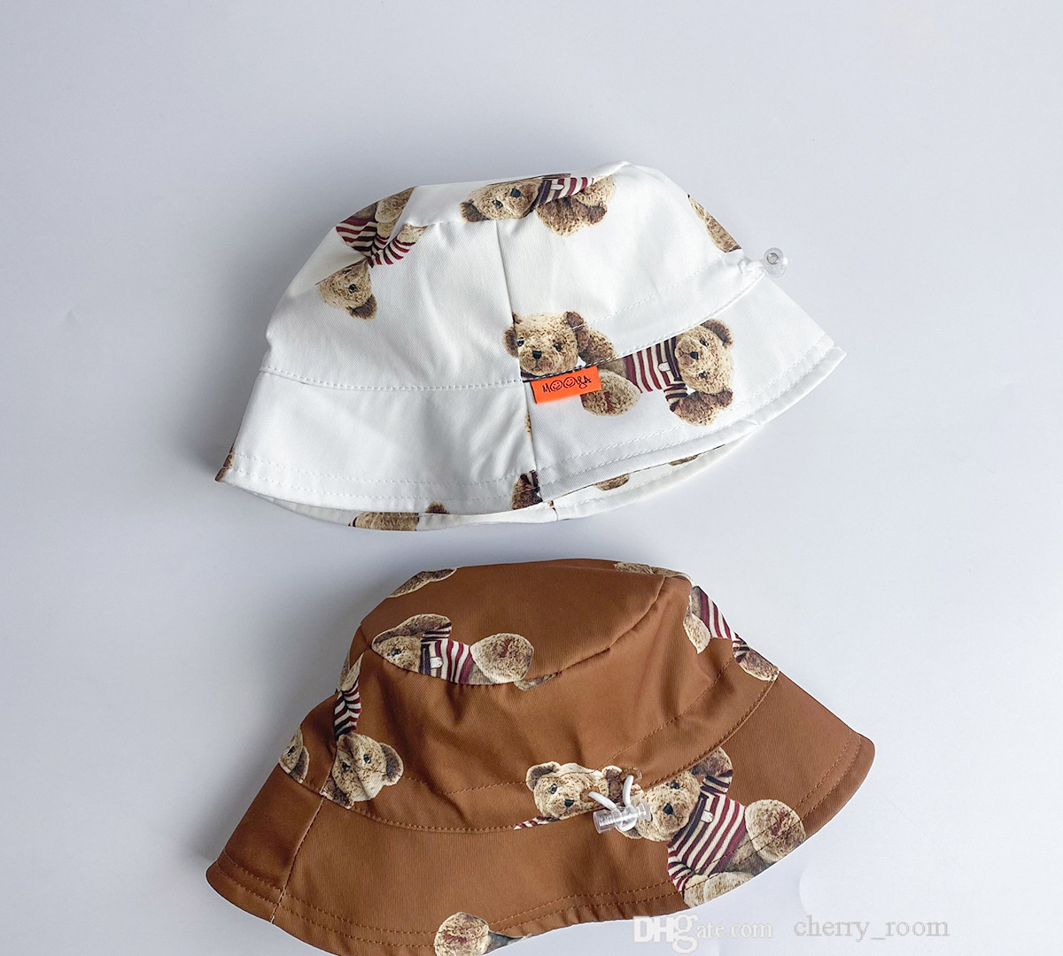 baby boys designer sun basin caps summer kids girls cartoon printed casual sunshine leisure bucket hats children UV Protective cap B294, White
baby boys designer sun basin caps summer kids girls cartoon printed casual sunshine leisure bucket hats children UV Protective cap B294, White