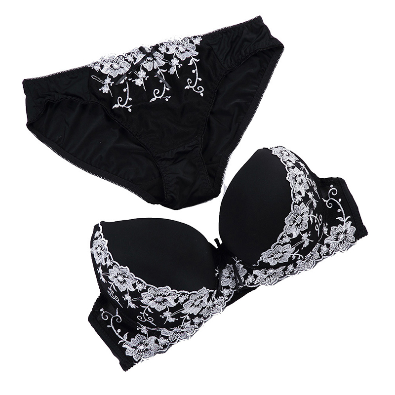 Europe America Women Big set C D Cup Plus Size Push Up Bra and Panties Sexy Lace Embroidery Red Underwear Bra & brief sets, Rose red
Europe America Women Big set C D Cup Plus Size Push Up Bra and Panties Sexy Lace Embroidery Red Underwear Bra & brief sets, Rose red