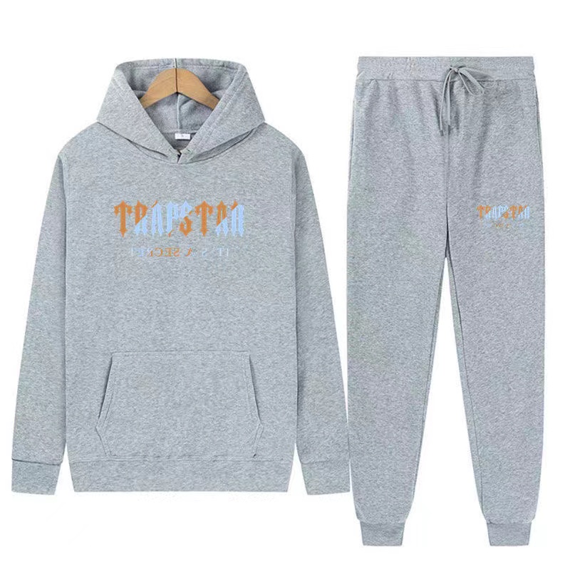22ss Designer Tracksuit TRAPSTAR Brand Printed Sportswear trapstars Men winter clothing Warm Two Pieces Set Loose Hoodie Sweatshirt Pants jogging, Hi
22ss Designer Tracksuit TRAPSTAR Brand Printed Sportswear trapstars Men winter clothing Warm Two Pieces Set Loose Hoodie Sweatshirt Pants jogging, Hi
