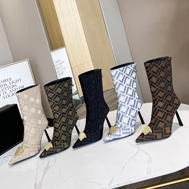 High quality luxury jacquard high-heeled short boots classic fashion sexy letter metal buckle back zipper wedding walk show pointed thin heel women's Boots, Brown
High quality luxury jacquard high-heeled short boots classic fashion sexy letter metal buckle back zipper wedding walk show pointed thin heel women's Boots, Brown