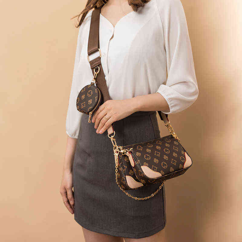 New Pattern Brand Fashion Design Cloth Shoulder Straps Messenger Handbag Crossbody Handbag Shoulder Bag Women's Bag Y220421, Only bag no silk scarves
New Pattern Brand Fashion Design Cloth Shoulder Straps Messenger Handbag Crossbody Handbag Shoulder Bag Women's Bag Y220421, Only bag no silk scarves