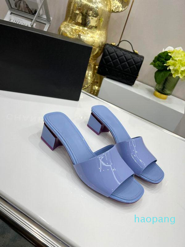 Designer Slippers Women Mules Calfskin Light Pink Slide Sandal Coarser Heels Slippers Summer Luxury Fashion Ladies Beach Shoes with box, Sandal 11
Designer Slippers Women Mules Calfskin Light Pink Slide Sandal Coarser Heels Slippers Summer Luxury Fashion Ladies Beach Shoes with box, Sandal 11