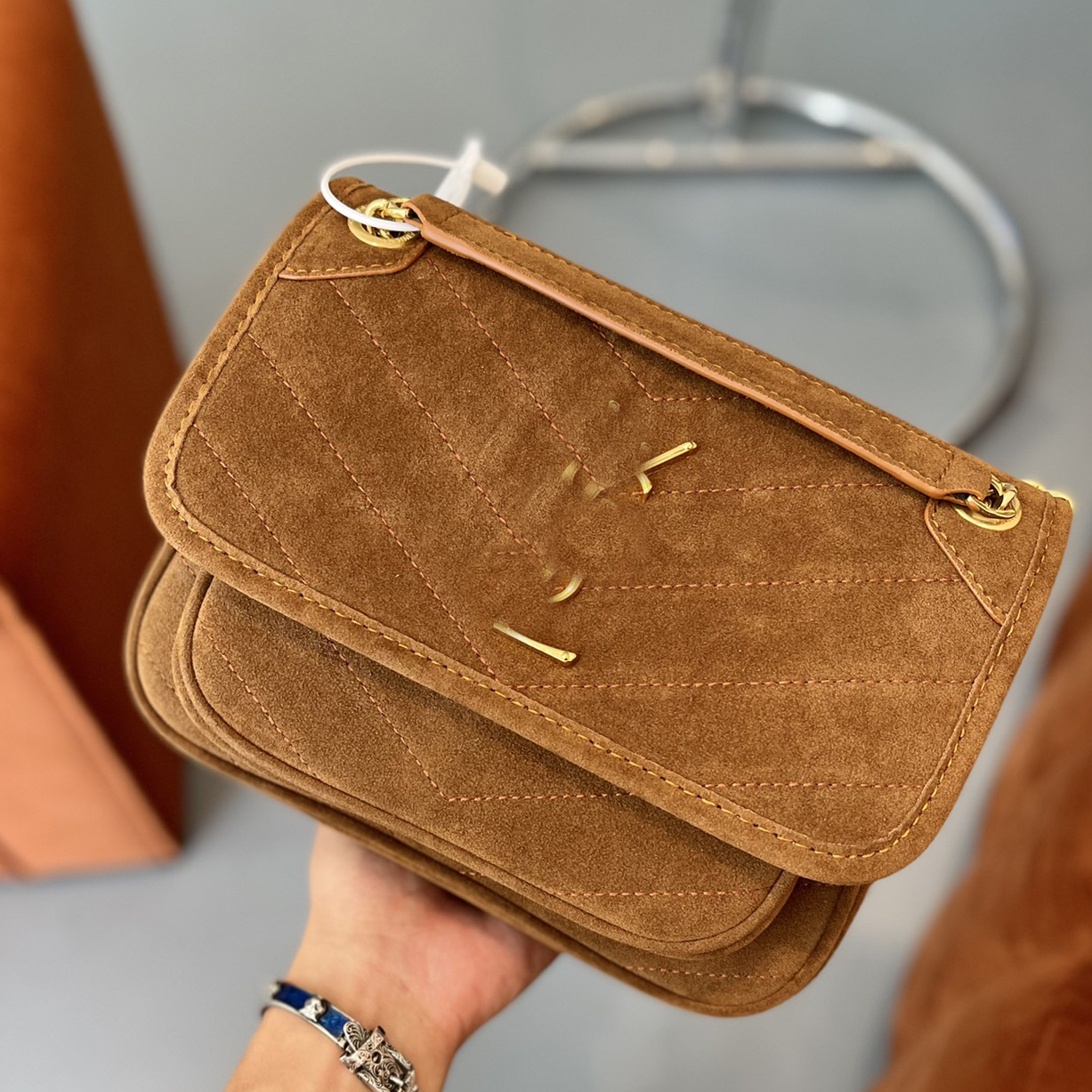Chain Messenger bags Crossbody Luxury Designer Brand Bags Fashion Shoulder Handbags High Quality Women Letter Purse Phone Wallet Metallic Totes, No bags
Chain Messenger bags Crossbody Luxury Designer Brand Bags Fashion Shoulder Handbags High Quality Women Letter Purse Phone Wallet Metallic Totes, No bags
