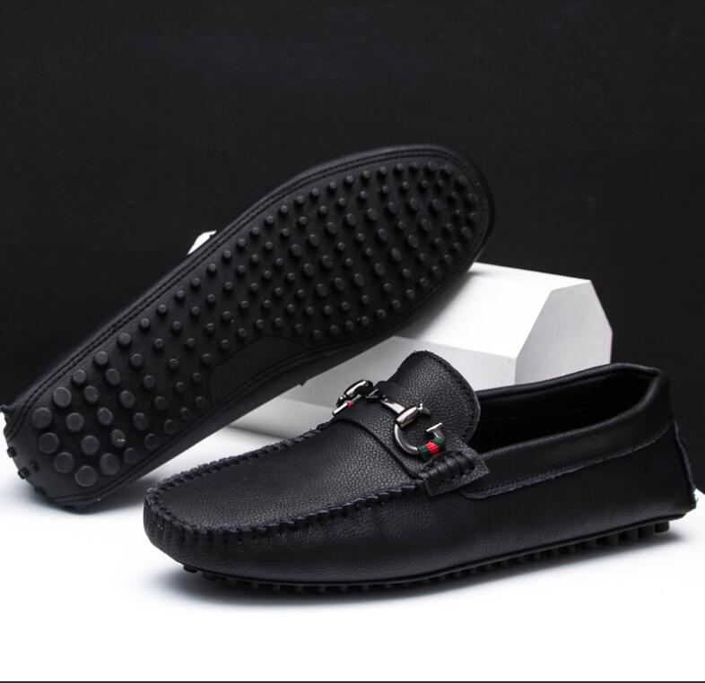 high quality black mens Genuine Leather luxury buckle Loafers Driving slippers driver shoes Men Dress Shoes size: EU39-44
high quality black mens Genuine Leather luxury buckle Loafers Driving slippers driver shoes Men Dress Shoes size: EU39-44