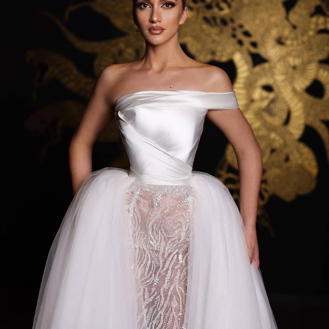 Strapless Sheath Wedding Dress Detachable Train Sleeveless Floor Length Sequins One-Shoulder Tulle Lace Plus Size Custom Made Simple And Stylish