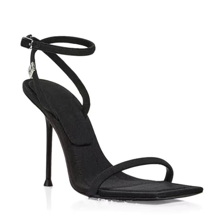 Sandals Aw Rhinestone Letter Female 2021 Summer Word Buckle Square Toe Open Black Net Red High Heels Casual, Pink 10 cm
Sandals Aw Rhinestone Letter Female 2021 Summer Word Buckle Square Toe Open Black Net Red High Heels Casual, Pink 10 cm