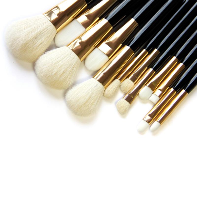 Makeup Brushes Brand Set For Eyeshadow Blending Beauty Make Up Brush Tools Cosmetics Kits Pincel Maleta De MaquiagemMakeup
Makeup Brushes Brand Set For Eyeshadow Blending Beauty Make Up Brush Tools Cosmetics Kits Pincel Maleta De MaquiagemMakeup