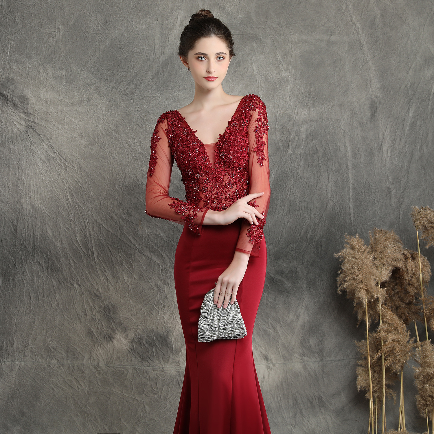 Elegant Navy Blue Mother Of The Bride Dress 2022 V Neck Beaded Lace Long Sleeve Mermaid Wedding Guest Evening Dresses Satin Groom Mom Evening Party Go