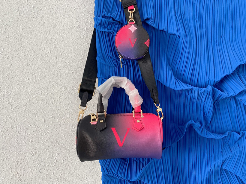 PAPILLON BB Tote Pillow Designer Crossbody Bag Women Fashion Shoulder Bags Classic Cross Body Purses Luxury Woman Evening Handbag Ladie Sac Purse Toron Totes Clutch
PAPILLON BB Tote Pillow Designer Crossbody Bag Women Fashion Shoulder Bags Classic Cross Body Purses Luxury Woman Evening Handbag Ladie Sac Purse Toron Totes Clutch