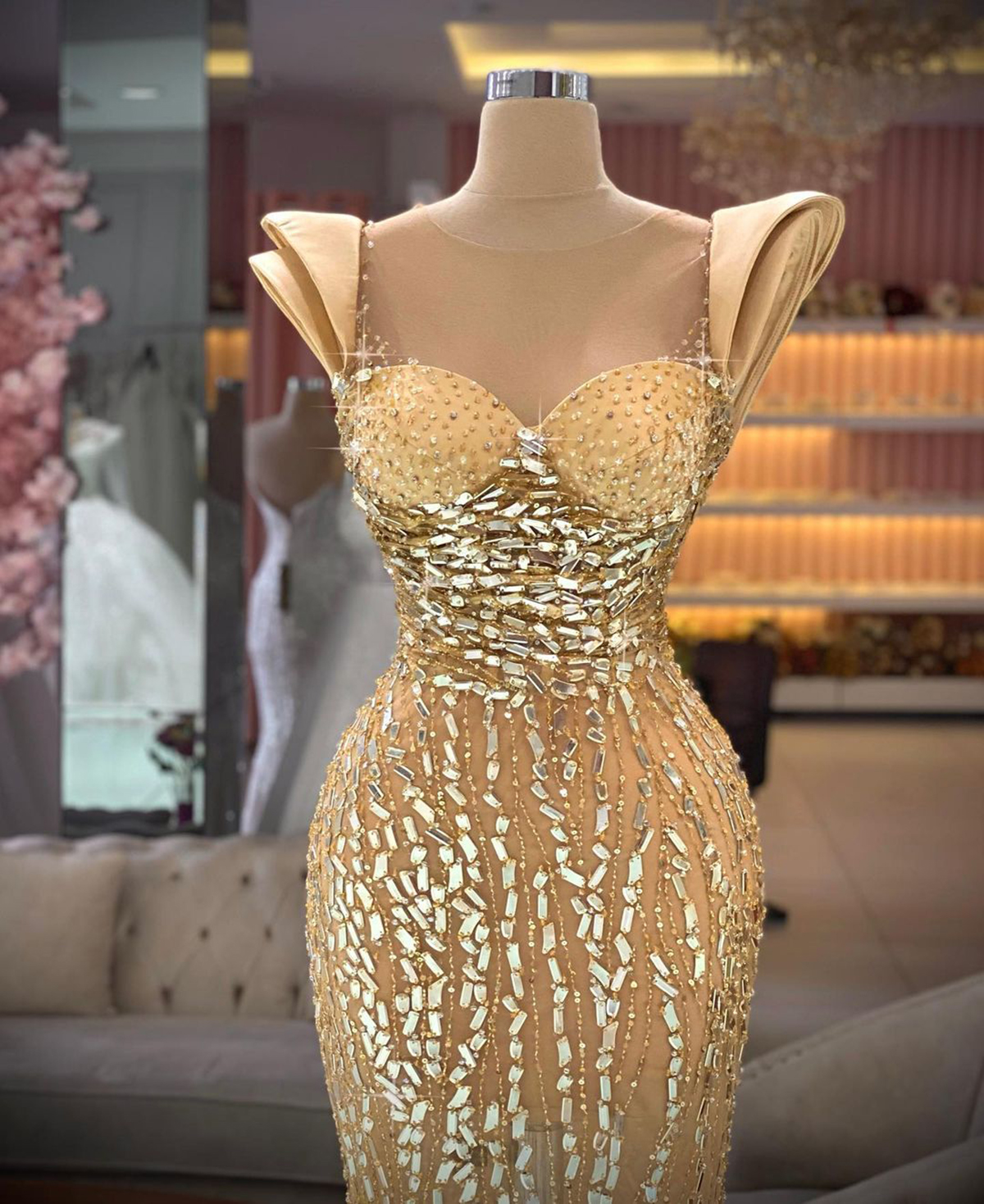 Glitter Crystals Sleeveless Prom Dresses Yellow Sheer Neck Jewel Evening Dress Custom Made Beaded Illusion Sequins Women Formal Celebrity Party Gown