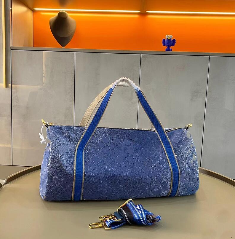 Luxury Brand Men Women High Capacity Duffel Bag Designer Printing Cowboy Canvas Retro Handbag Unisex Commerce Leisure travelling bag, Deep blue
Luxury Brand Men Women High Capacity Duffel Bag Designer Printing Cowboy Canvas Retro Handbag Unisex Commerce Leisure travelling bag, Deep blue