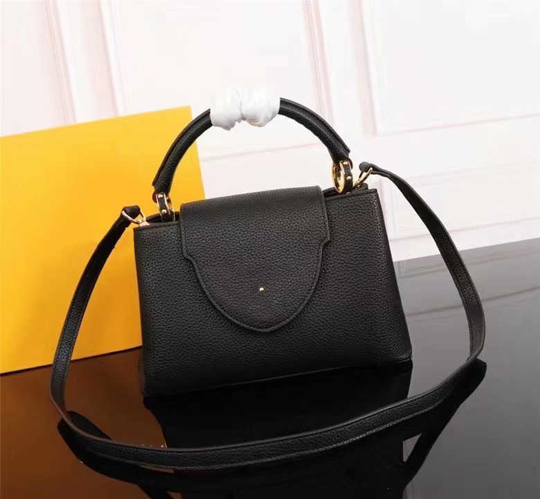 Cosmetic Bags Cases Top Quality Capucines Fashion Women Shoulder Bags Chain Messenger Bag Leather Handbags Shell Wallet Purse Ladies Cosmetic Crossbody Tote, Red
Cosmetic Bags Cases Top Quality Capucines Fashion Women Shoulder Bags Chain Messenger Bag Leather Handbags Shell Wallet Purse Ladies Cosmetic Crossbody Tote, Red
