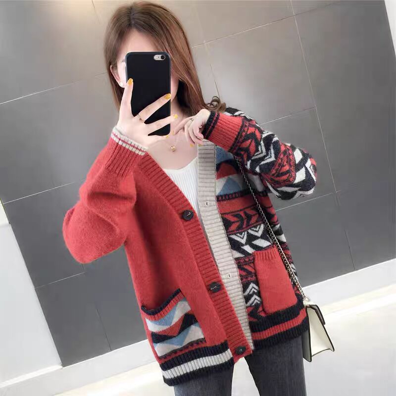 2022 Autumn And Winter Matching Large Pockets Long Sleeve Buttoned Outer Knit Cardigan Women Loose Literary V-neck Sweater Coat, Rice coffee
2022 Autumn And Winter Matching Large Pockets Long Sleeve Buttoned Outer Knit Cardigan Women Loose Literary V-neck Sweater Coat, Rice coffee