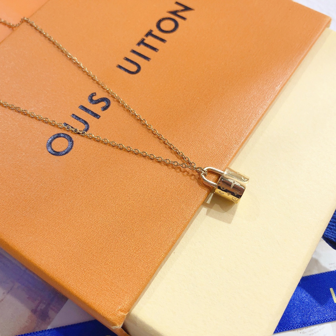 Fashion Women Luxury Designer Necklace Choker Pendant Chain 18K Gold Plated Stainless Steel Letter Necklaces Wedding Jewelry Accessories X326
Fashion Women Luxury Designer Necklace Choker Pendant Chain 18K Gold Plated Stainless Steel Letter Necklaces Wedding Jewelry Accessories X326