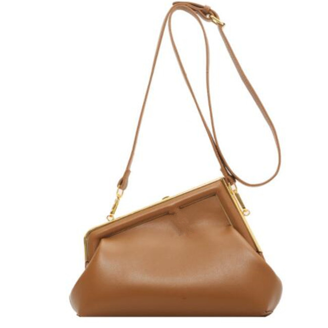 Top quality Evening Bags Women Shoulder Bag Retro Simple Messenger Bags Metal Lock Buckle Ladies Handbags Designer Leather Tote, Brown
Top quality Evening Bags Women Shoulder Bag Retro Simple Messenger Bags Metal Lock Buckle Ladies Handbags Designer Leather Tote, Brown