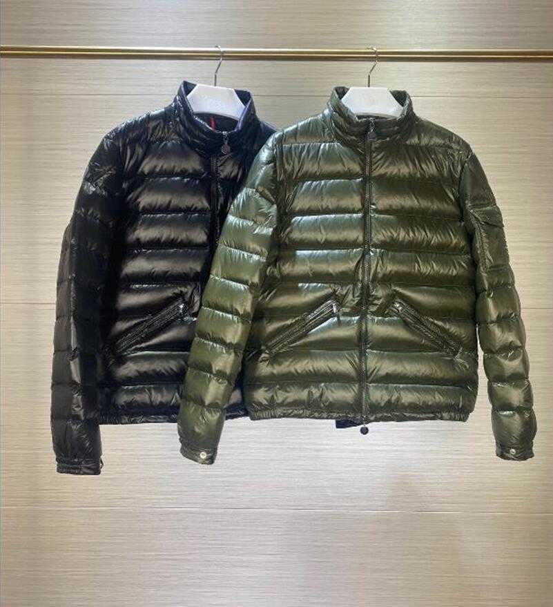 Men Stand Collar Down Coat waterproof Thin Soft Warm Parkas Black and Green size 12345
Men Stand Collar Down Coat waterproof Thin Soft Warm Parkas Black and Green size 12345