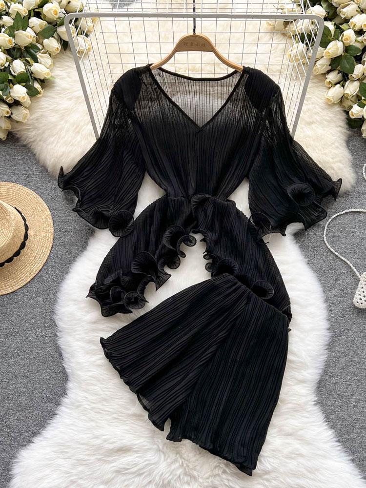 Women's Tracksuits Summer European Suit Product Design Pleated Irregular Edge Chiffon Top All-match Shorts Two-piece Set Women D1227Women's, White
Women's Tracksuits Summer European Suit Product Design Pleated Irregular Edge Chiffon Top All-match Shorts Two-piece Set Women D1227Women's, White