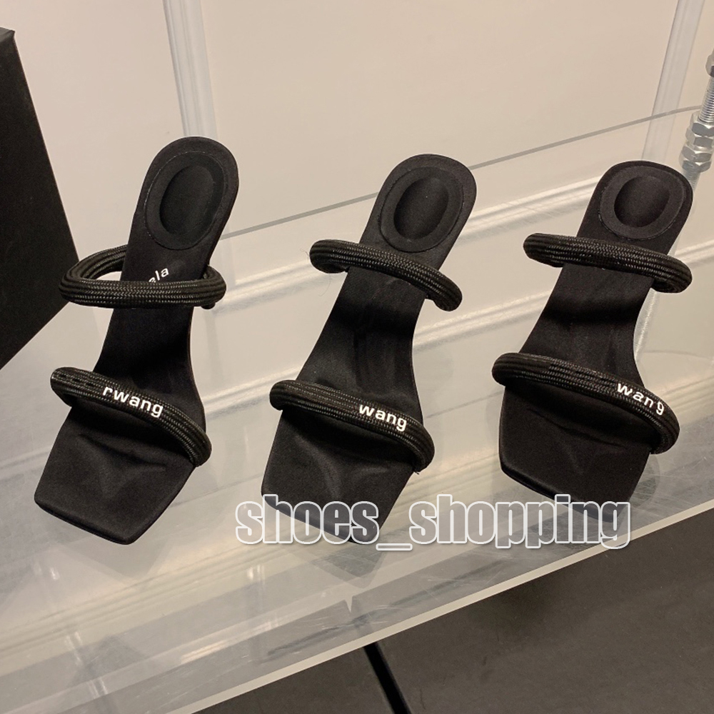 AW ale wang luxury women sandals dress shoes high heels slippers fashion beach thick shoe alphabet lady fashion sandal leather heel with box 2022, Black
AW ale wang luxury women sandals dress shoes high heels slippers fashion beach thick shoe alphabet lady fashion sandal leather heel with box 2022, Black