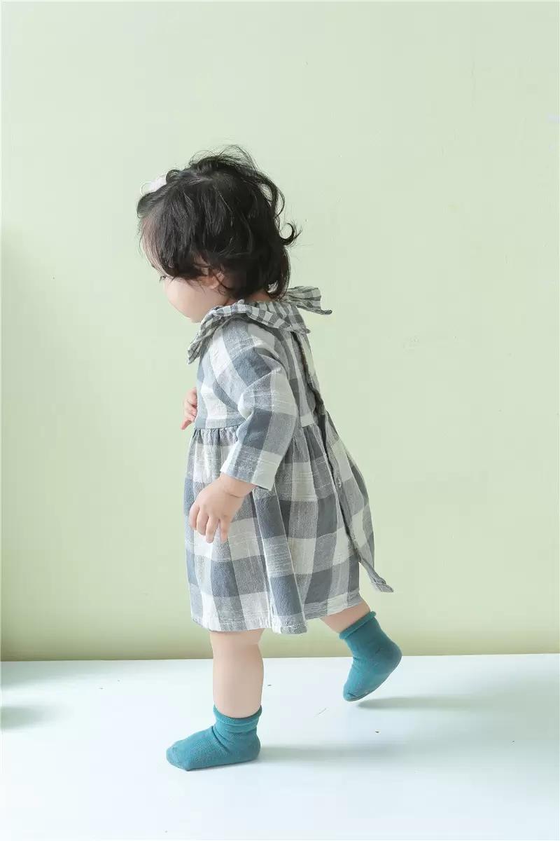 2018 Baby lattice dress Lotus leaf collar Plaid Princess dresses new fashion Kids Clothing Boutique girls, Mix colors;pls message
2018 Baby lattice dress Lotus leaf collar Plaid Princess dresses new fashion Kids Clothing Boutique girls, Mix colors;pls message