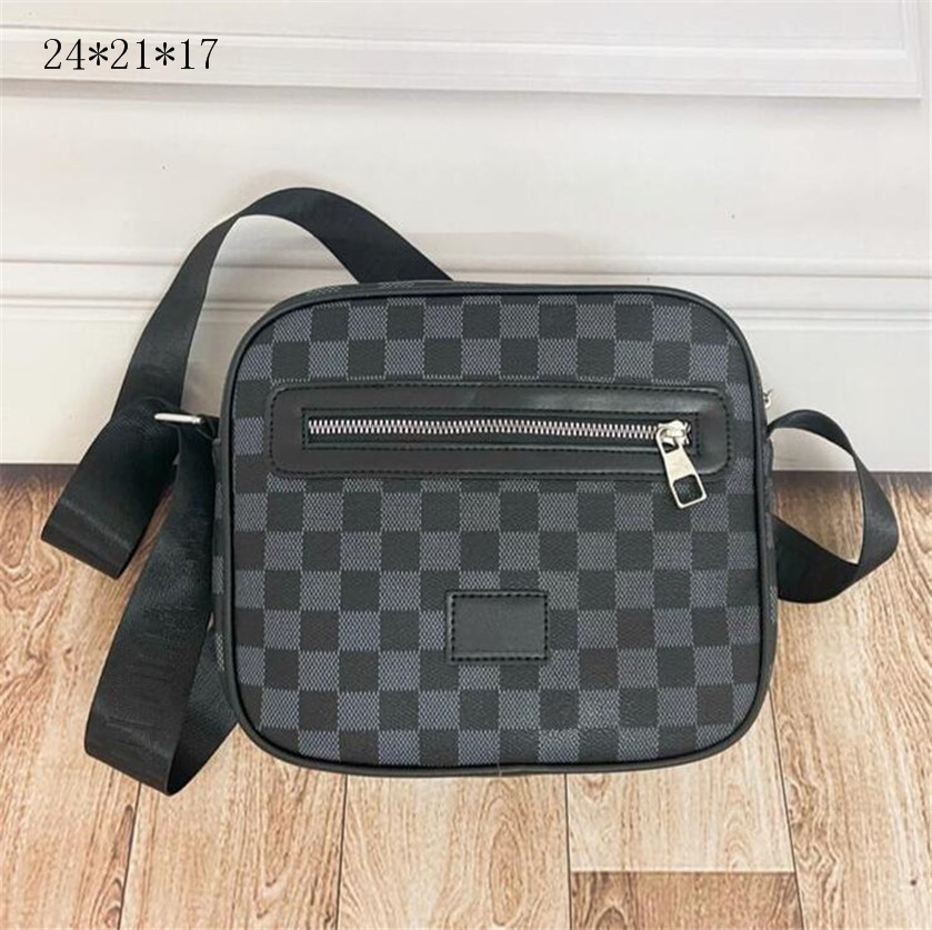 Amylulubb Leather shoulder bags men handbags messenger bag satchel fashion handbag for man presbyopic Cross Body dicky0750 package wholesale
Amylulubb Leather shoulder bags men handbags messenger bag satchel fashion handbag for man presbyopic Cross Body dicky0750 package wholesale