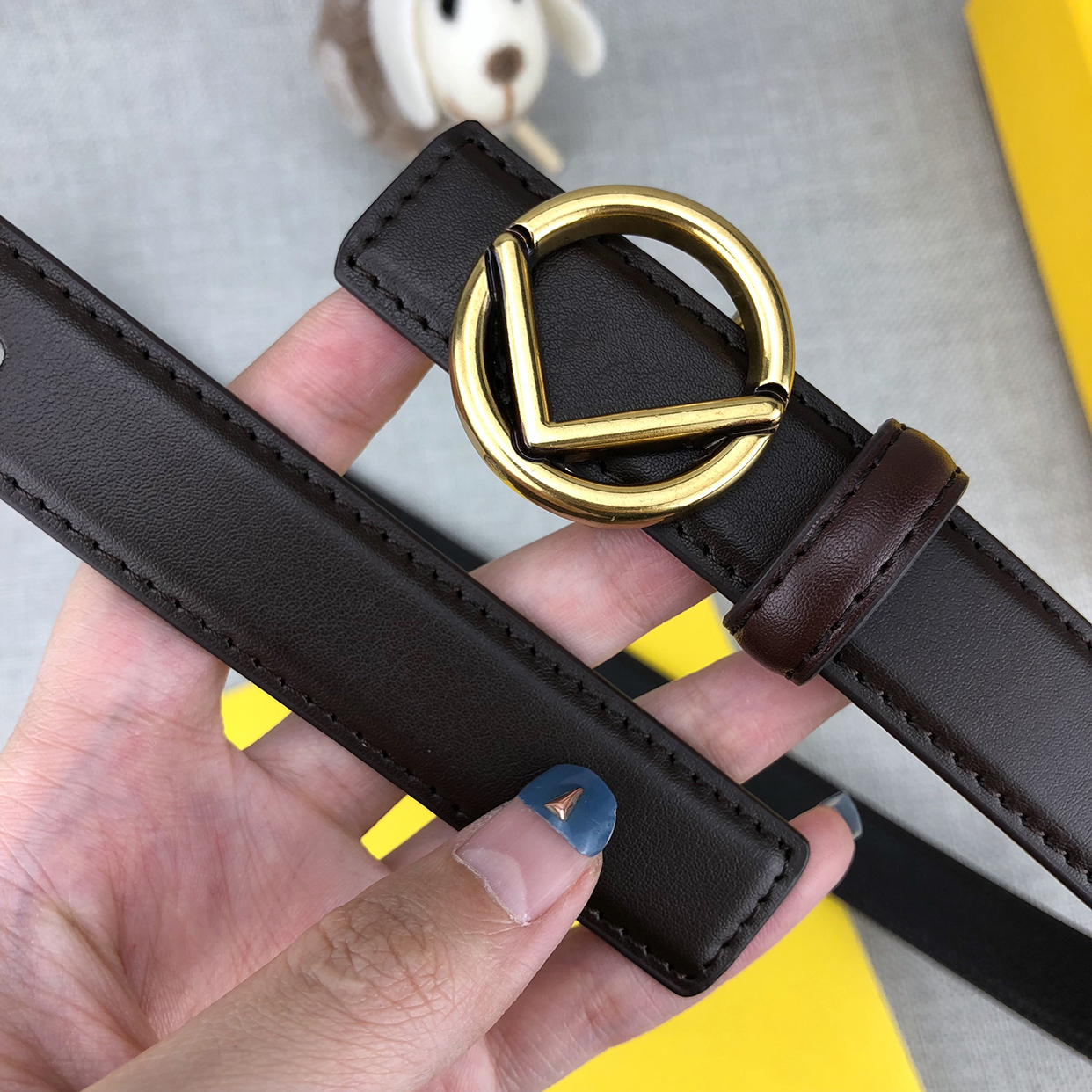 Mens Designer Belt Luxury Cowskin Belts For Women Fashion Waistband Cintura Ceinture Men Womens Gold Buckle Belt 2.4cm 2206151D, Width:2.4cm
Mens Designer Belt Luxury Cowskin Belts For Women Fashion Waistband Cintura Ceinture Men Womens Gold Buckle Belt 2.4cm 2206151D, Width:2.4cm
