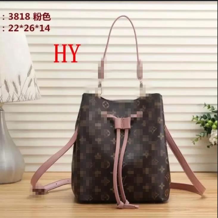 GGs LOUISS VUTTONS LVs YSLs Sturdy Stylish Bucket Bag Drawstring Closure Shopping bags Sports gym shoulder Tote bumbag waist package shoulde, Red
GGs LOUISS VUTTONS LVs YSLs Sturdy Stylish Bucket Bag Drawstring Closure Shopping bags Sports gym shoulder Tote bumbag waist package shoulde, Red