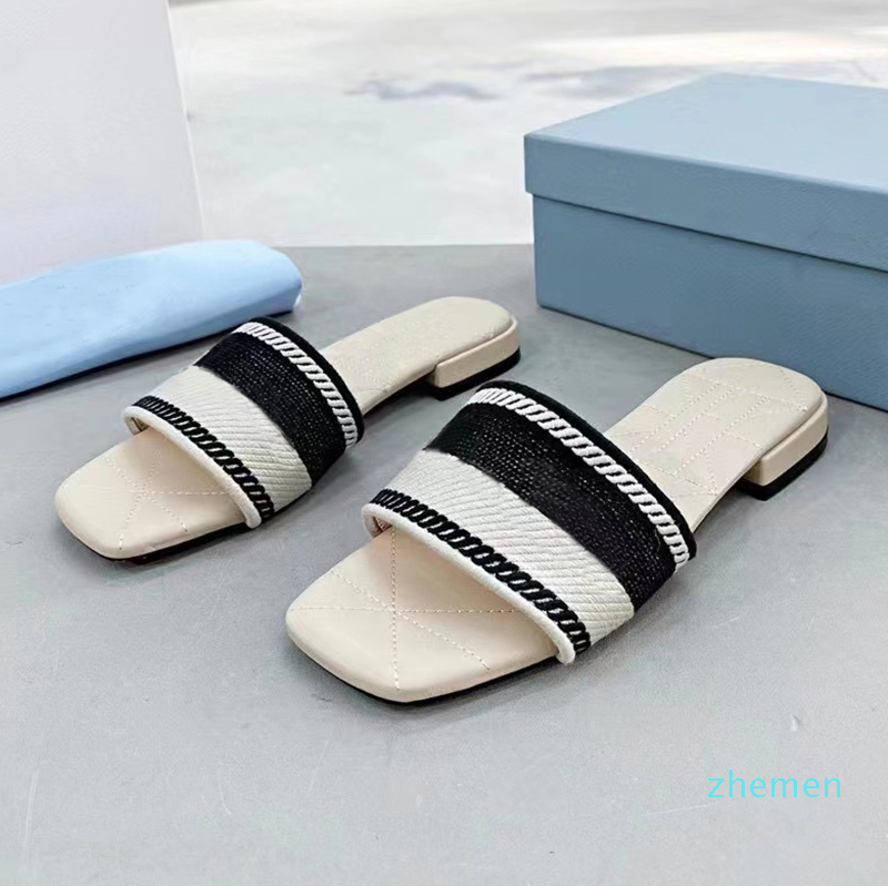 Designer Slippers Embroidered Fabric Slipper Women Letters Sandals Printing Flat Flip Flops Fashion Ladies Scuffs Sliders
Designer Slippers Embroidered Fabric Slipper Women Letters Sandals Printing Flat Flip Flops Fashion Ladies Scuffs Sliders