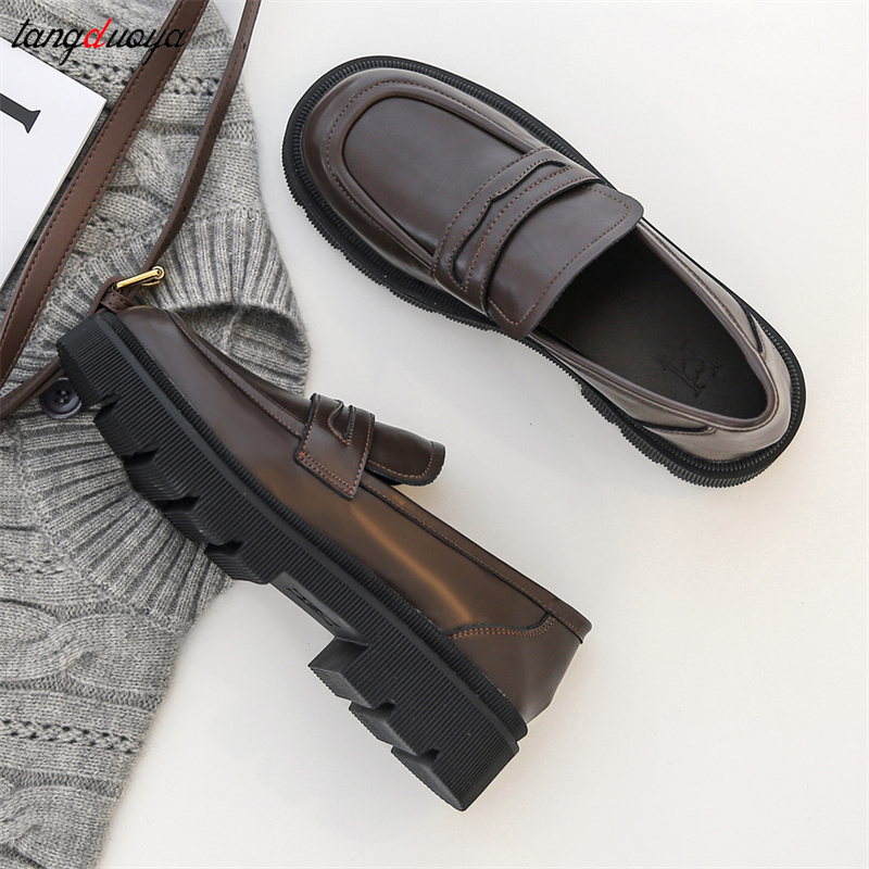Pantofel Hitam Coklat Seragam Siswa Sepatu Kulit Kecil Flat Retro Gaya Inggris Sepatu Single Wanita Fashion Mary Janes 220614, Black
Pantofel Hitam Coklat Seragam Siswa Sepatu Kulit Kecil Flat Retro Gaya Inggris Sepatu Single Wanita Fashion Mary Janes 220614, Black