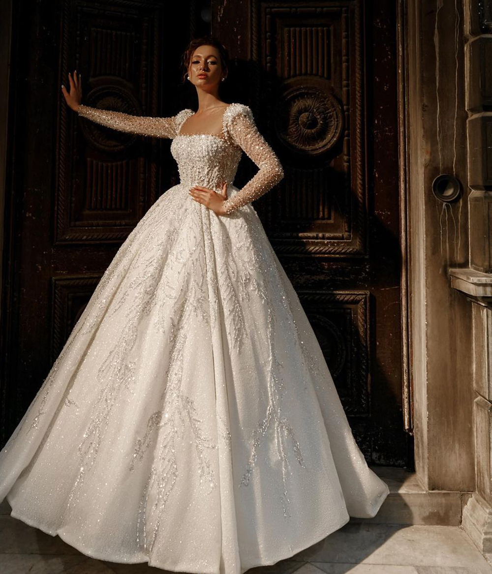 Square Neck Pearls Glitter Wedding Dress Sequined Beaded Bridal Gowns Cap Sleeves Elegant Robe de mariee