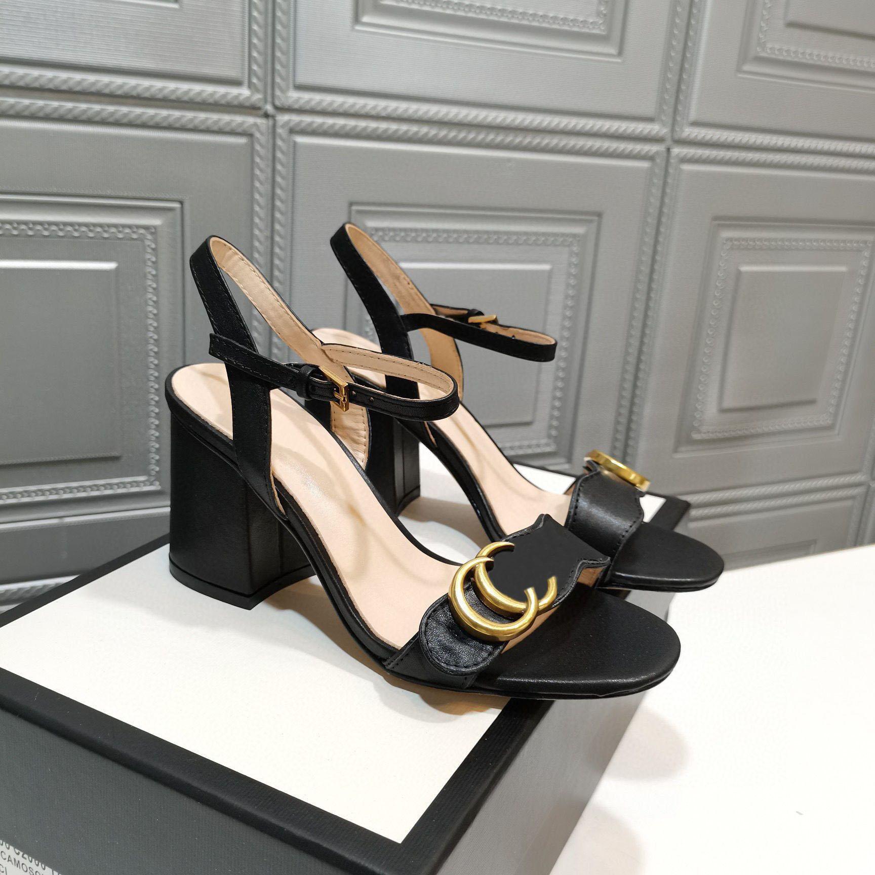 2021 Summer Womens Fashion Ankle Strap High&Flat Heeled 7cm Sandals Double Gold Metal Buckle Ladies Luxury Shoes 35-41 Slippers box 453379 us4-10
2021 Summer Womens Fashion Ankle Strap High&Flat Heeled 7cm Sandals Double Gold Metal Buckle Ladies Luxury Shoes 35-41 Slippers box 453379 us4-10