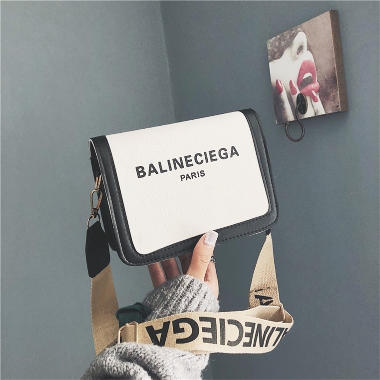To Shop Online Up to 50% Off Small wide shoulder belt color contrast small square bag summer chic One Shoulder Bag Fashion, White
To Shop Online Up to 50% Off Small wide shoulder belt color contrast small square bag summer chic One Shoulder Bag Fashion, White