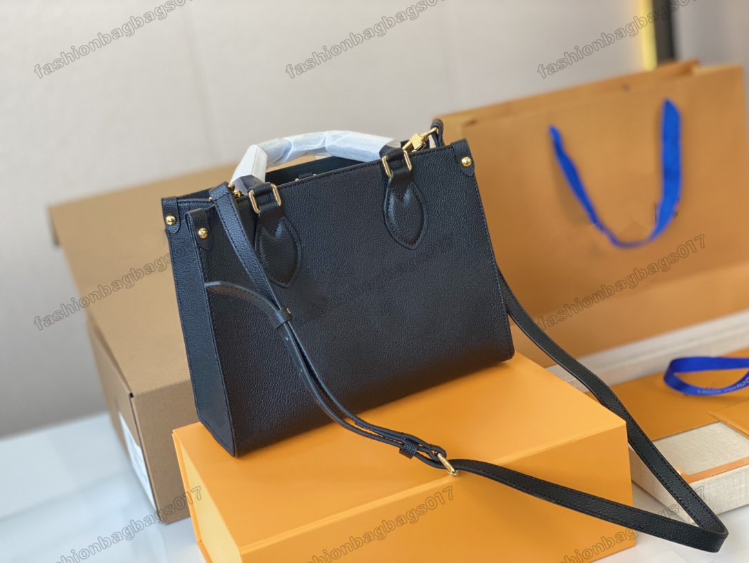 Onthego Womens Designer Handbags Luxurys Shoulder Bags Black White Classic Monograms Business Shopping Bag on the go
Onthego Womens Designer Handbags Luxurys Shoulder Bags Black White Classic Monograms Business Shopping Bag on the go