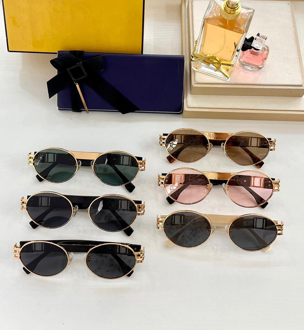 Men Sunglasses For Women Latest Selling Fashion Sun Glasses Mens Sunglass Gafas De Sol Top Quality Glass UV400 Lens With Random Matching 40045
Men Sunglasses For Women Latest Selling Fashion Sun Glasses Mens Sunglass Gafas De Sol Top Quality Glass UV400 Lens With Random Matching 40045