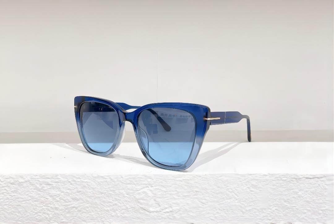Summer Sunglasses For Men and Women Cat eye style 937 Anti-Ultraviolet Retro Plate Full Frame fashion Eyeglasses Random Box
Summer Sunglasses For Men and Women Cat eye style 937 Anti-Ultraviolet Retro Plate Full Frame fashion Eyeglasses Random Box