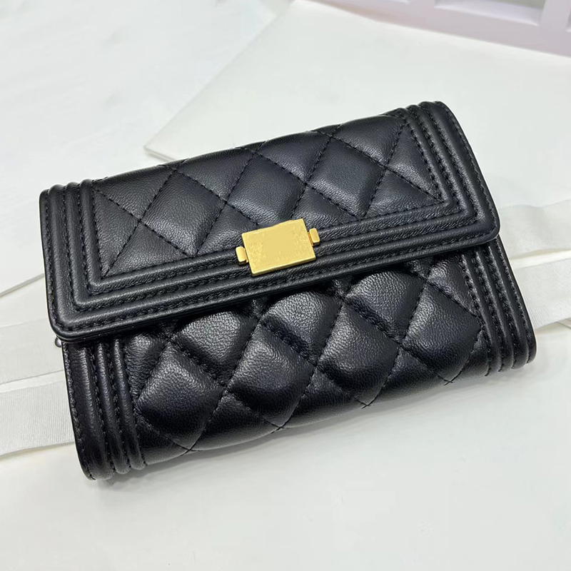 Design Folding Storage Wallet Retro Rhombus Caviar Pattern Hardware Buckle Leather Ladies New Card Holder Fashion Multifunctional Wallet, Dark red
Design Folding Storage Wallet Retro Rhombus Caviar Pattern Hardware Buckle Leather Ladies New Card Holder Fashion Multifunctional Wallet, Dark red