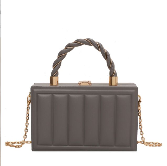 Luxury Women Small Box Chain Crossbody Bag Brand Lady White Pink Handbags and Purses Clutch Evening Party Bag Mini Suitcase fashionbag250, 19cm-12cm-5cm
Luxury Women Small Box Chain Crossbody Bag Brand Lady White Pink Handbags and Purses Clutch Evening Party Bag Mini Suitcase fashionbag250, 19cm-12cm-5cm