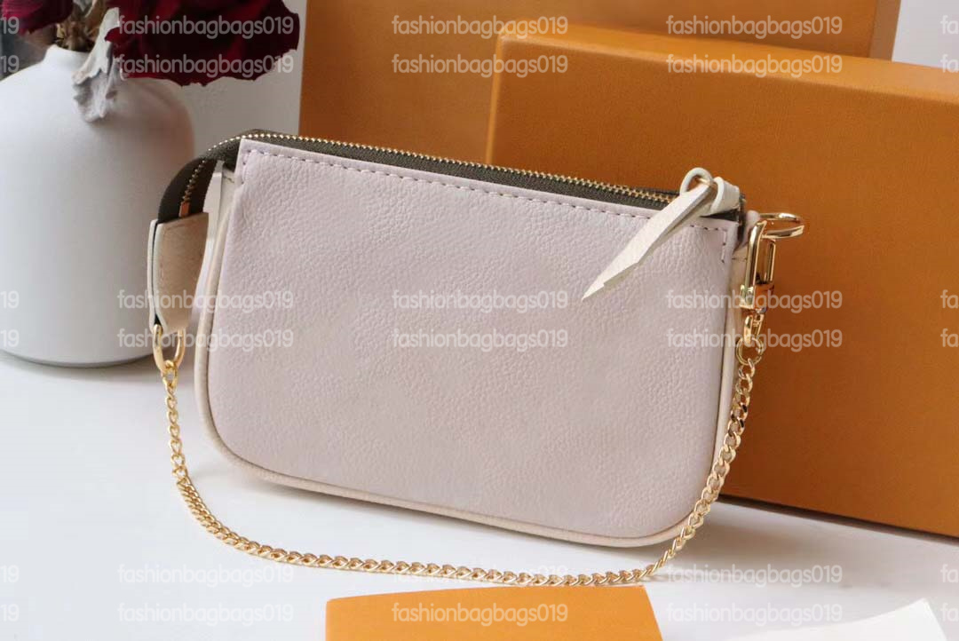 M81284 Mini Pochette clutch bag Spring Escape embossed Monograms Empreinte leather two-in-one Multi-function Bags Zipped Pockets Shoulder Bags designers bag
M81284 Mini Pochette clutch bag Spring Escape embossed Monograms Empreinte leather two-in-one Multi-function Bags Zipped Pockets Shoulder Bags designers bag