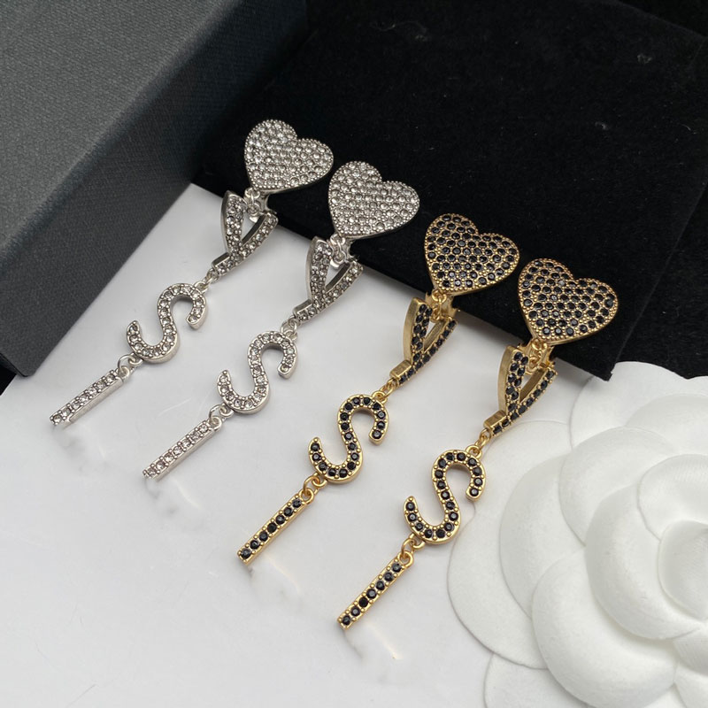 Designer Earrings Luxury Jewelry Copper Y Collection Earrings Fashion Accessories Wholesale
Designer Earrings Luxury Jewelry Copper Y Collection Earrings Fashion Accessories Wholesale
