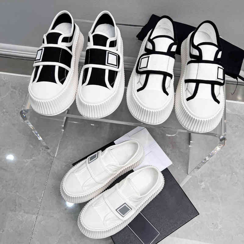 Fashion Platform designer woman shoes and flats are casual and luxurious Women 220728, Black
Fashion Platform designer woman shoes and flats are casual and luxurious Women 220728, Black
