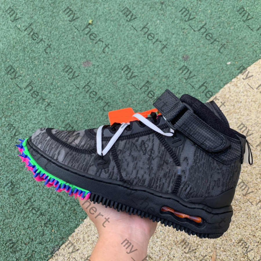2022 Designer Running Shoes OW Clear White Black off Force 1 Mid SP Sports Sneakers for Men Mens Release Authentic Basketball Shoe size 7-13, Shown
2022 Designer Running Shoes OW Clear White Black off Force 1 Mid SP Sports Sneakers for Men Mens Release Authentic Basketball Shoe size 7-13, Shown