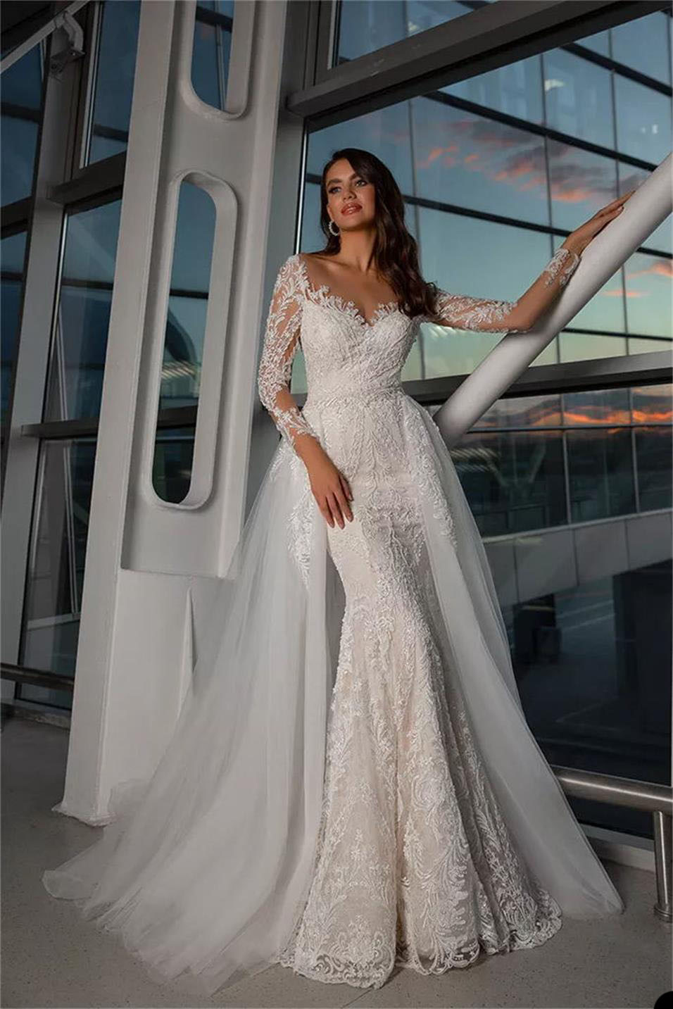 Sexy Strapless Appliques Lace Mermaid Wedding Dress Backless Long Sleeves V Neck Illusion Custom Made Short Train Bridal Dresses Detachable Train Floo